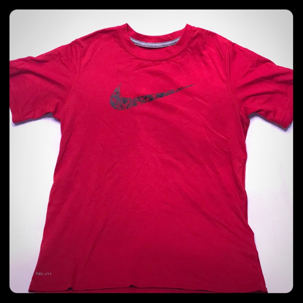 Boys Nike Top, Size M